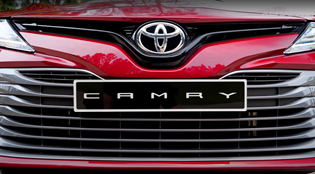 Yếu tố hút khách doanh nhân của ông hoàng Toyota Camry